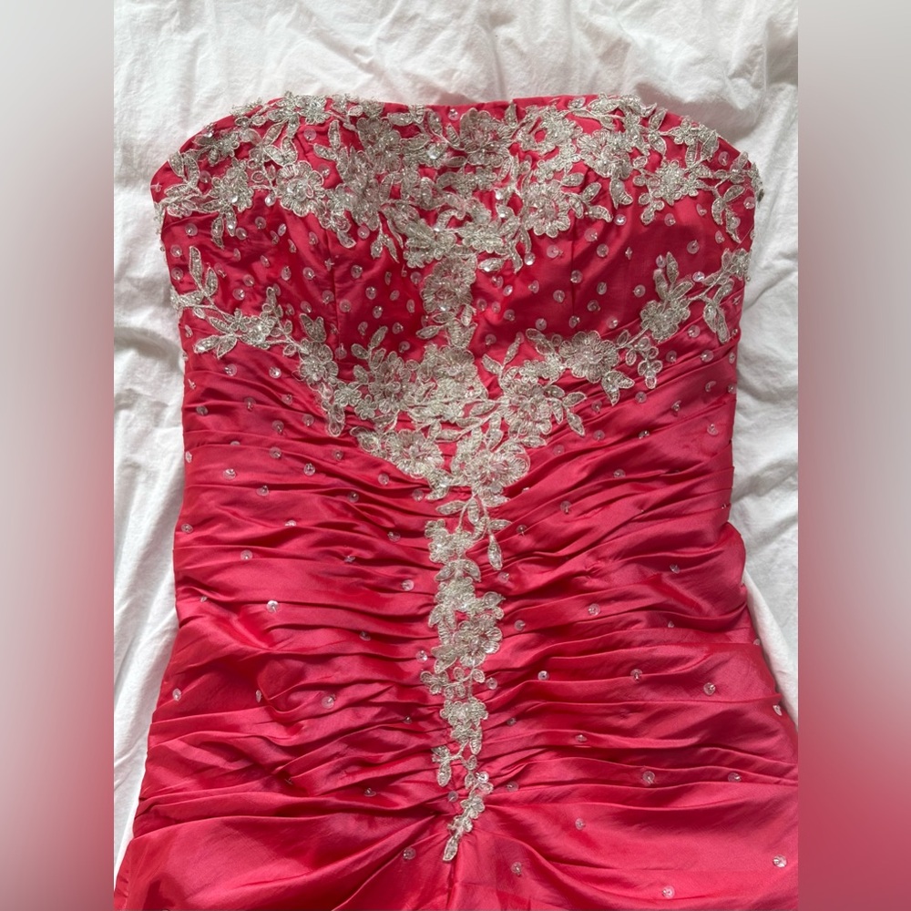 Elegant Pink Strapless Prom Dress with Silver Embellishments